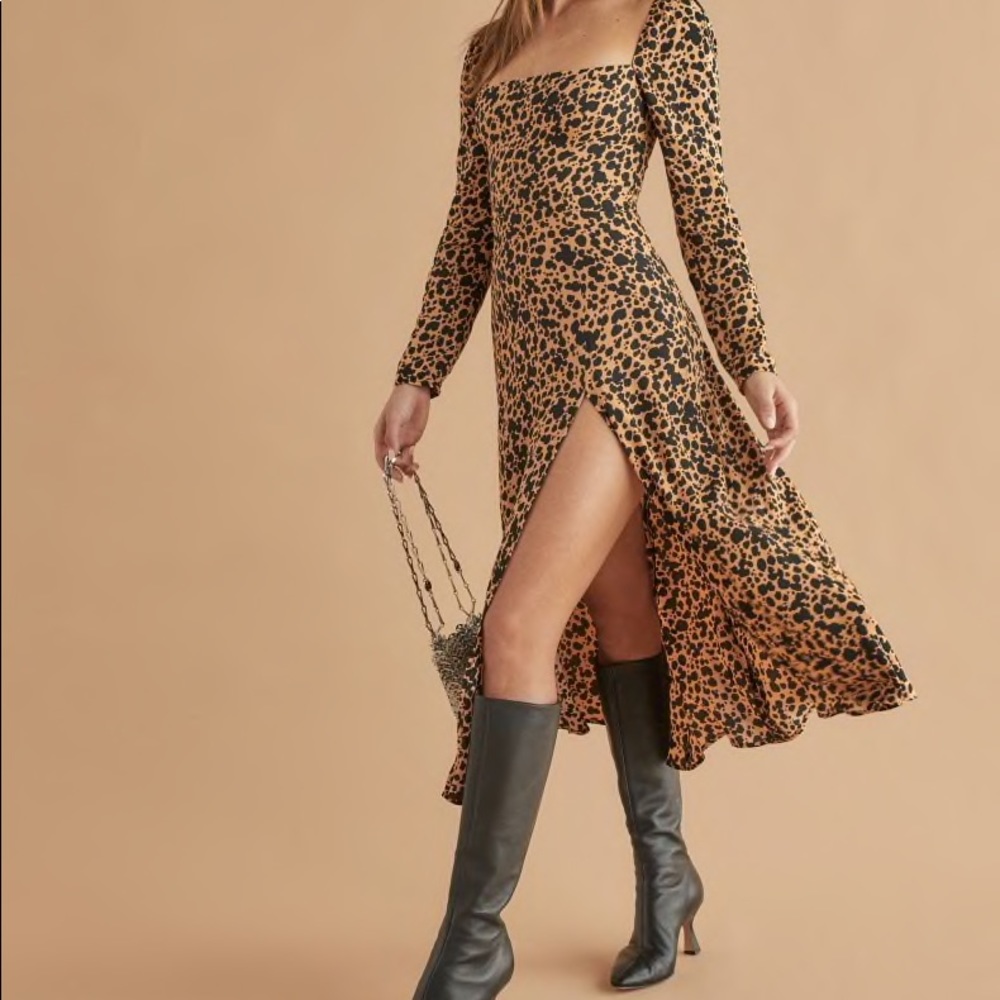 Reformation Sigmund Dress in color Blitz